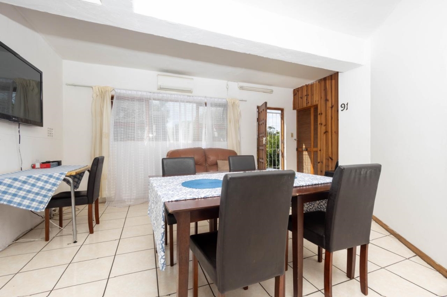 9 Bedroom Property for Sale in Sunnyridge Eastern Cape